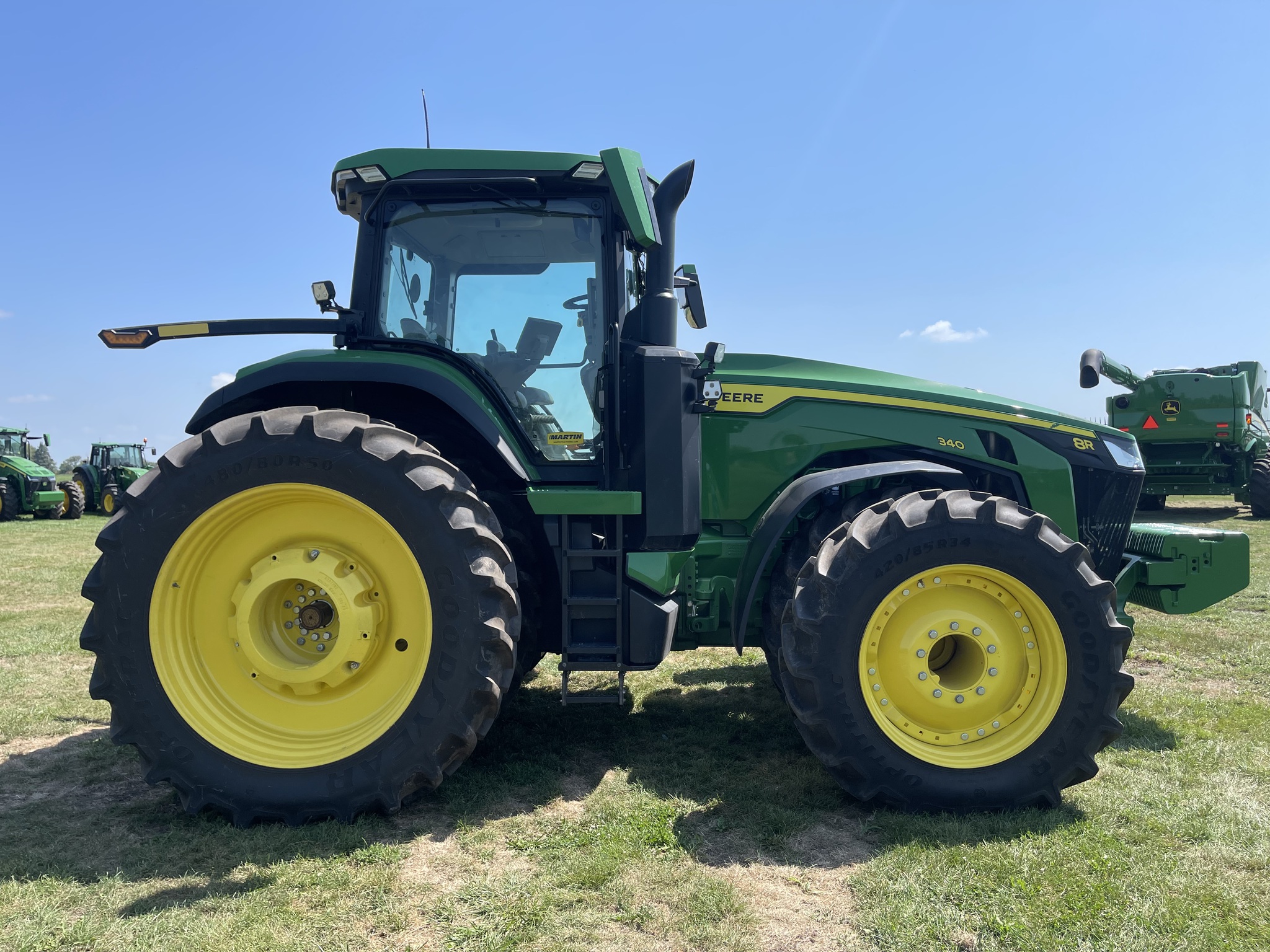  2023 John Deere 8R 340 at Heritage Tractor in Macomb, IL