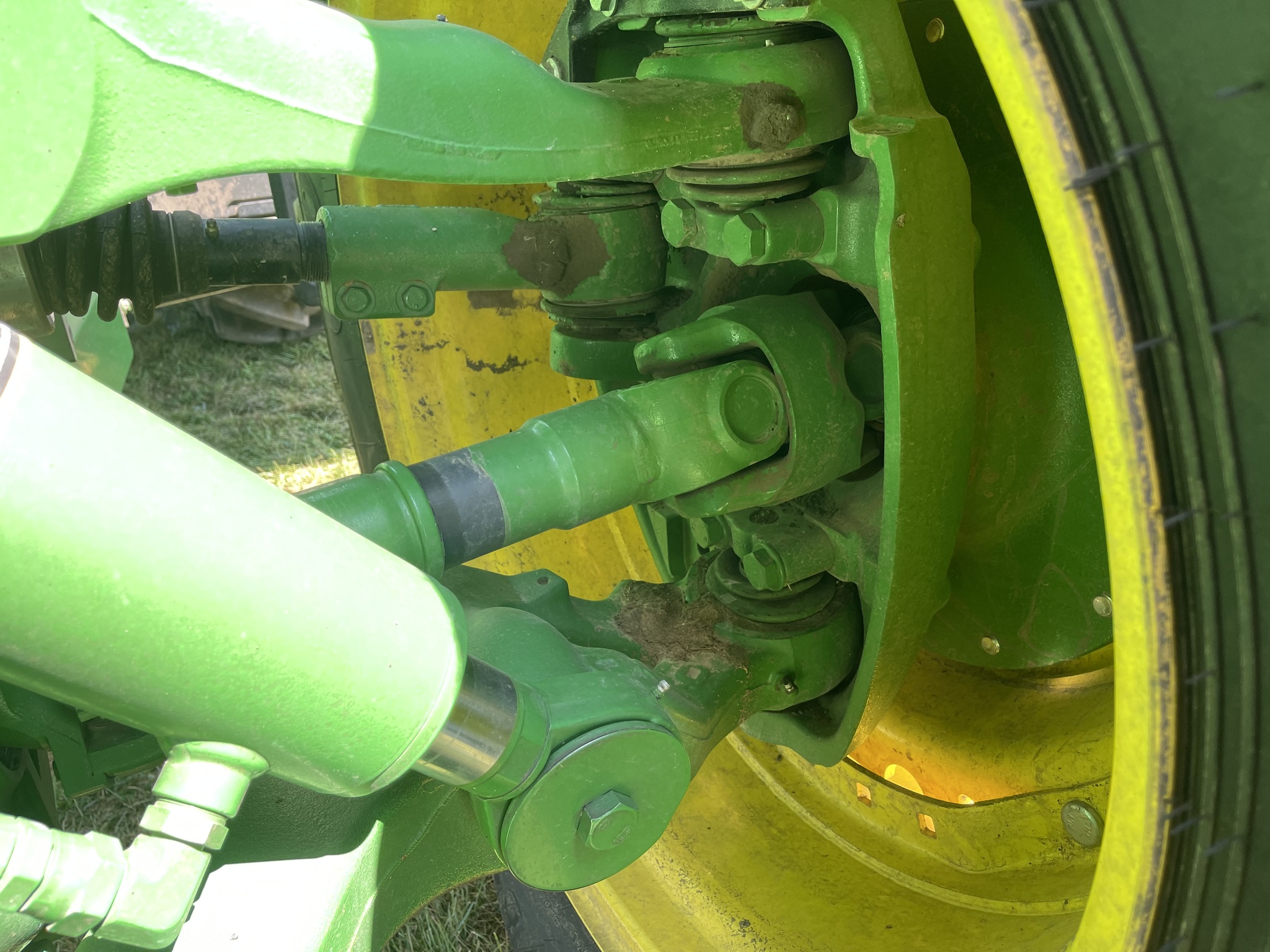  2023 John Deere 8R 340 at Heritage Tractor in Macomb, IL