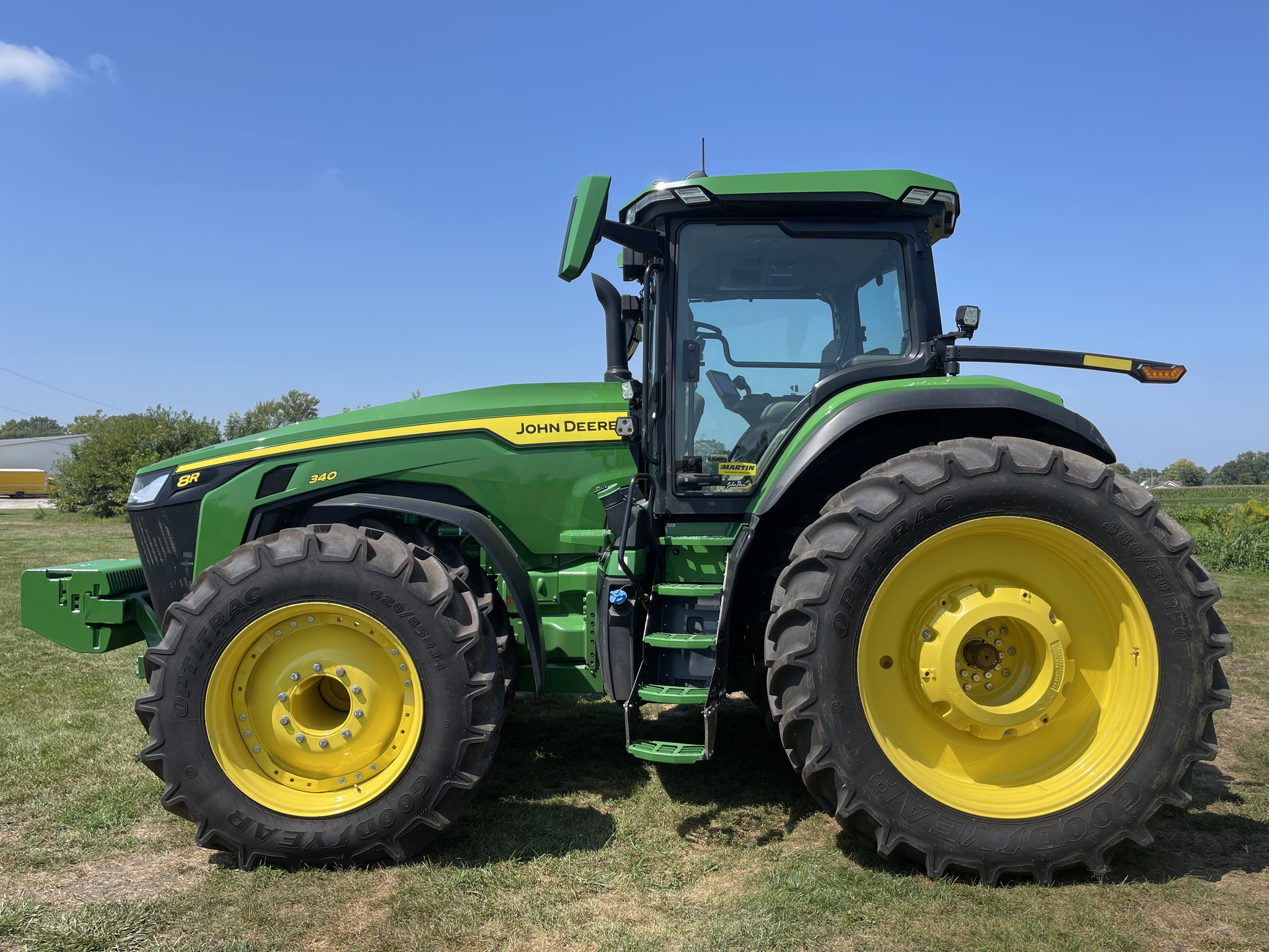  2023 John Deere 8R 340 at Heritage Tractor in Macomb, IL
