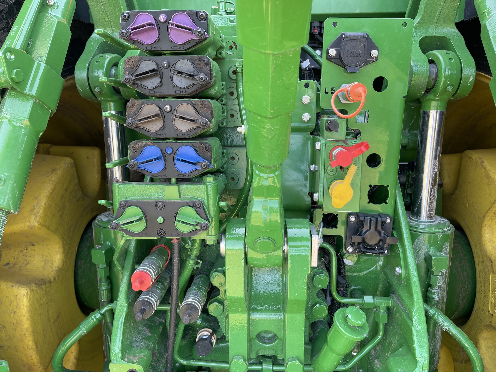  2023 John Deere 8R 340 at Heritage Tractor in Macomb, IL