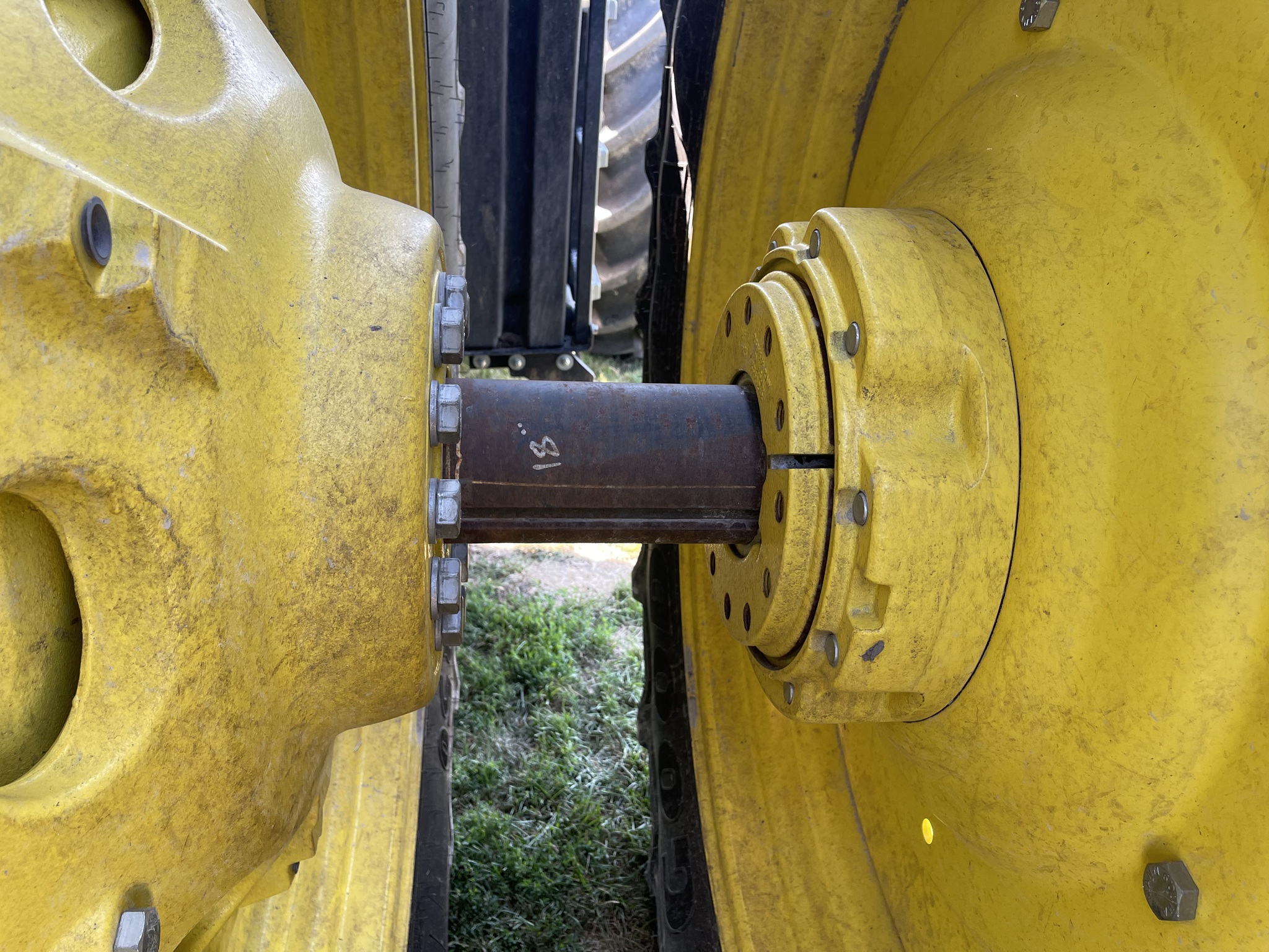  2023 John Deere 8R 340 at Heritage Tractor in Macomb, IL