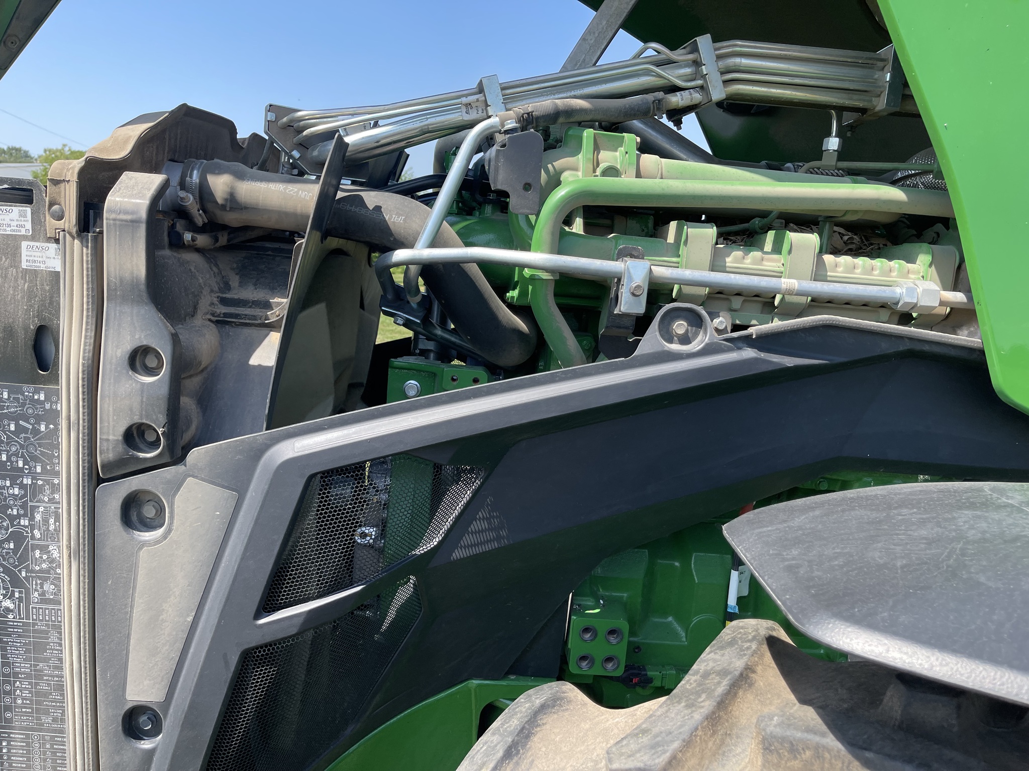  2023 John Deere 8R 340 at Heritage Tractor in Macomb, IL