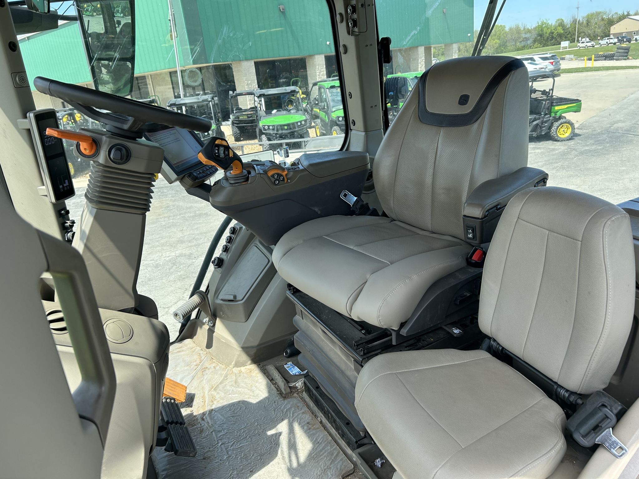  2020 John Deere 8RX 310 at Heritage Tractor in Adrian, MO