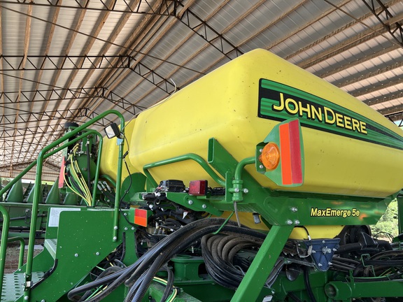 2018 John Deere 1795