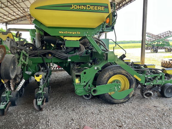 2018 John Deere 1795