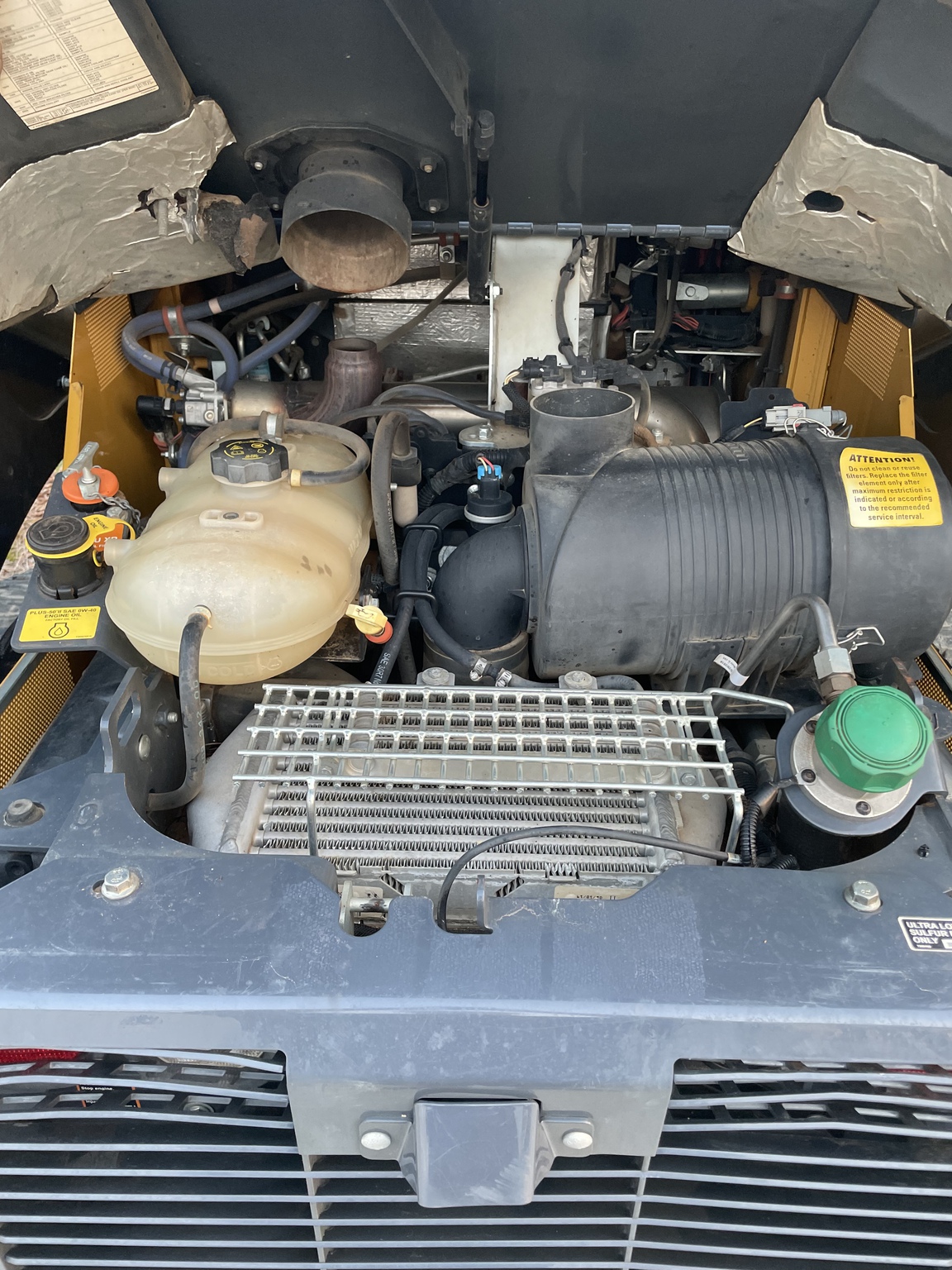 2019 John Deere 333G Image 1