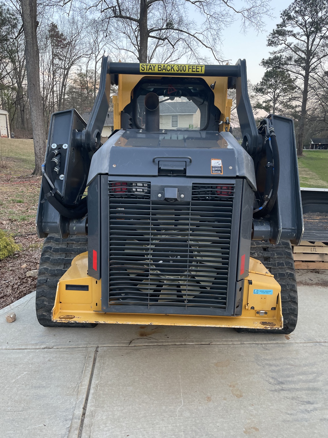 2019 John Deere 333G Image 4