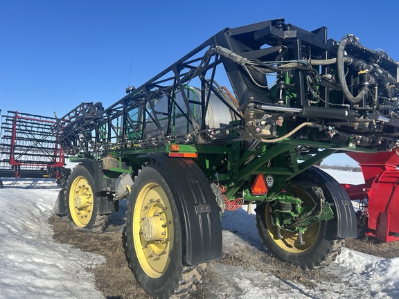 Used 2011 John Deere 4930 Self Propelled Sprayers at Horizon Ag & Turf in Falher, AB - Photo2