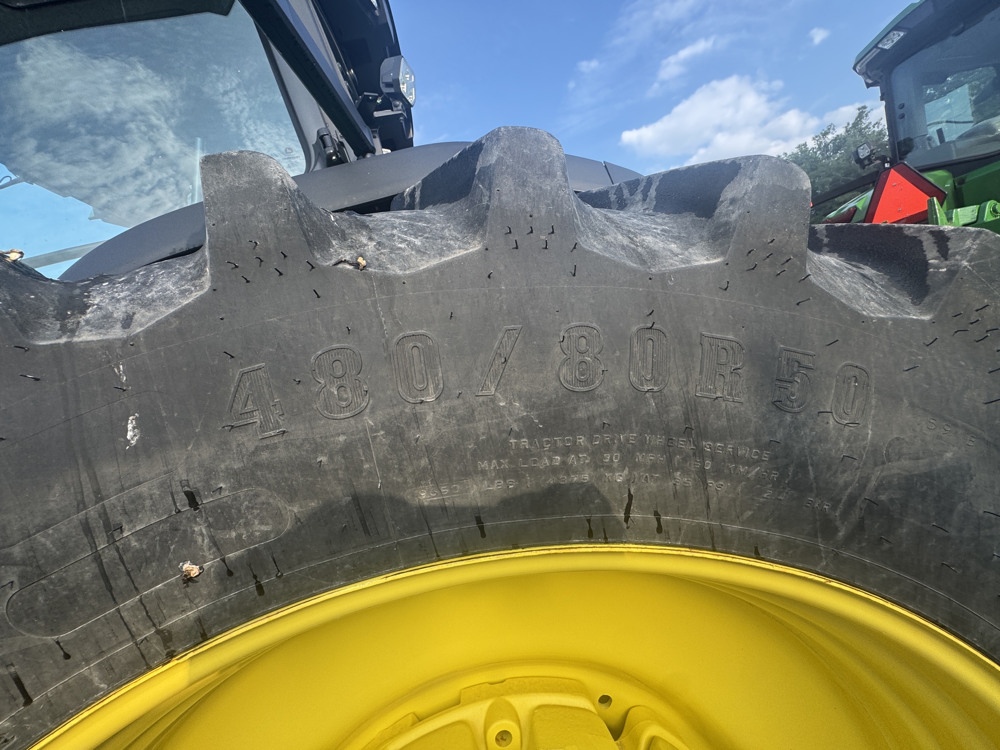 2023 John Deere 8R 310 Image 6