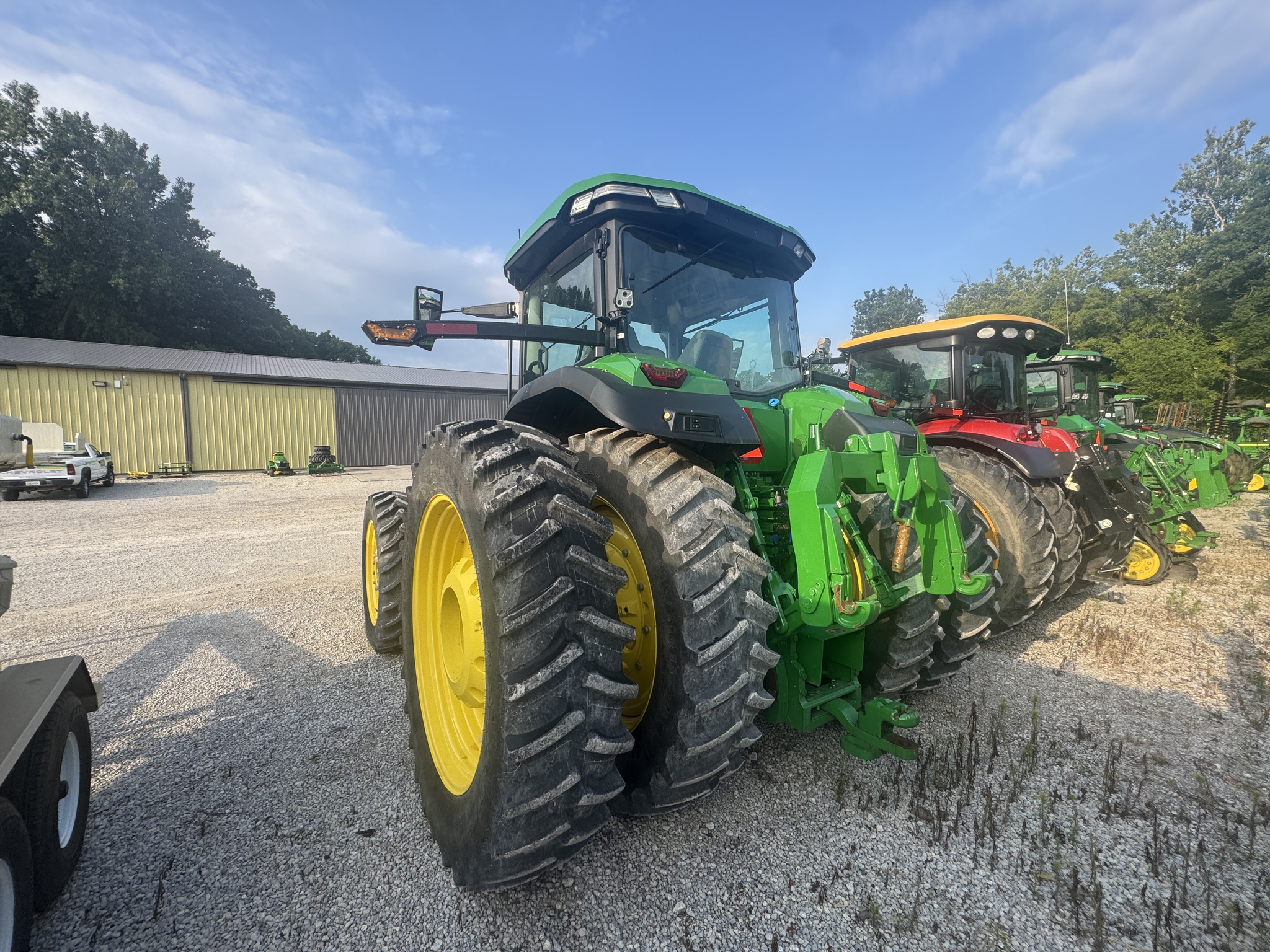 2023 John Deere 8R 310 Image 8