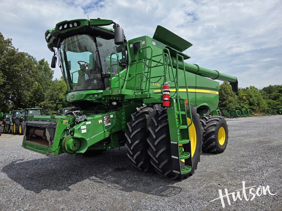Photo of 2023 John Deere S770