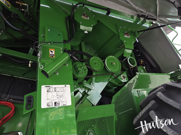 Photo of 2023 John Deere S770