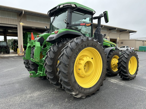 2022 John Deere 8R 340 Photo 4