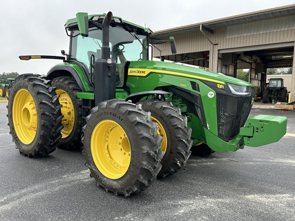 2022 John Deere 8R 340 Photo 3