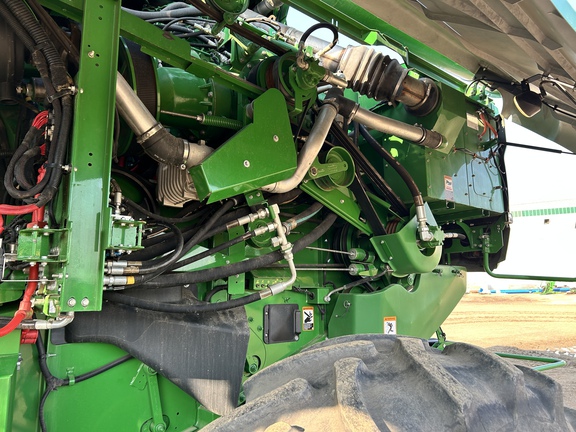 Used 2018 John Deere S790 Combines at Horizon Ag & Turf in Westlock, AB - Photo15