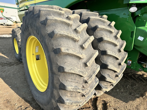 Used 2018 John Deere S790 Combines at Horizon Ag & Turf in Westlock, AB - Photo11
