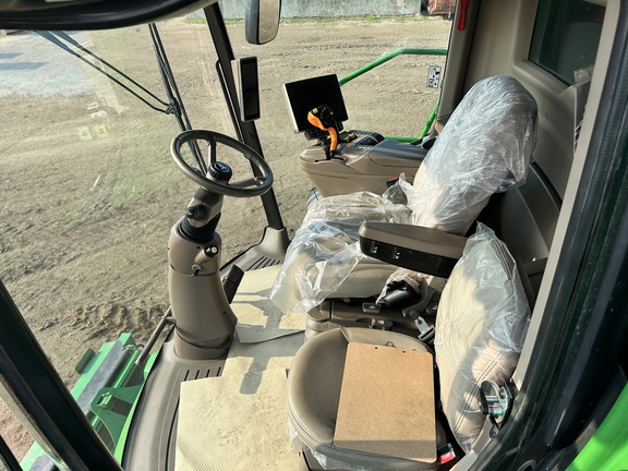 Used 2018 John Deere S790 Combines at Horizon Ag & Turf in Westlock, AB - Photo20