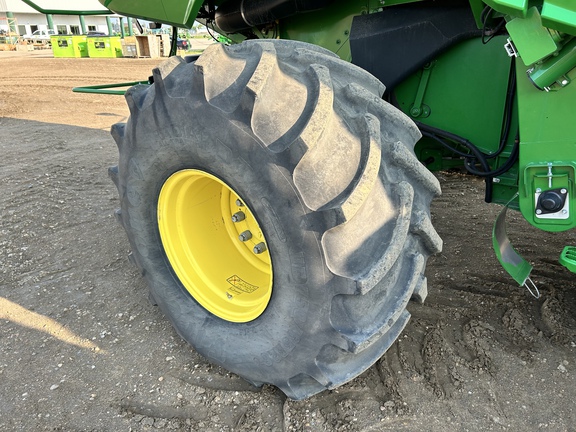 Used 2018 John Deere S790 Combines at Horizon Ag & Turf in Westlock, AB - Photo13