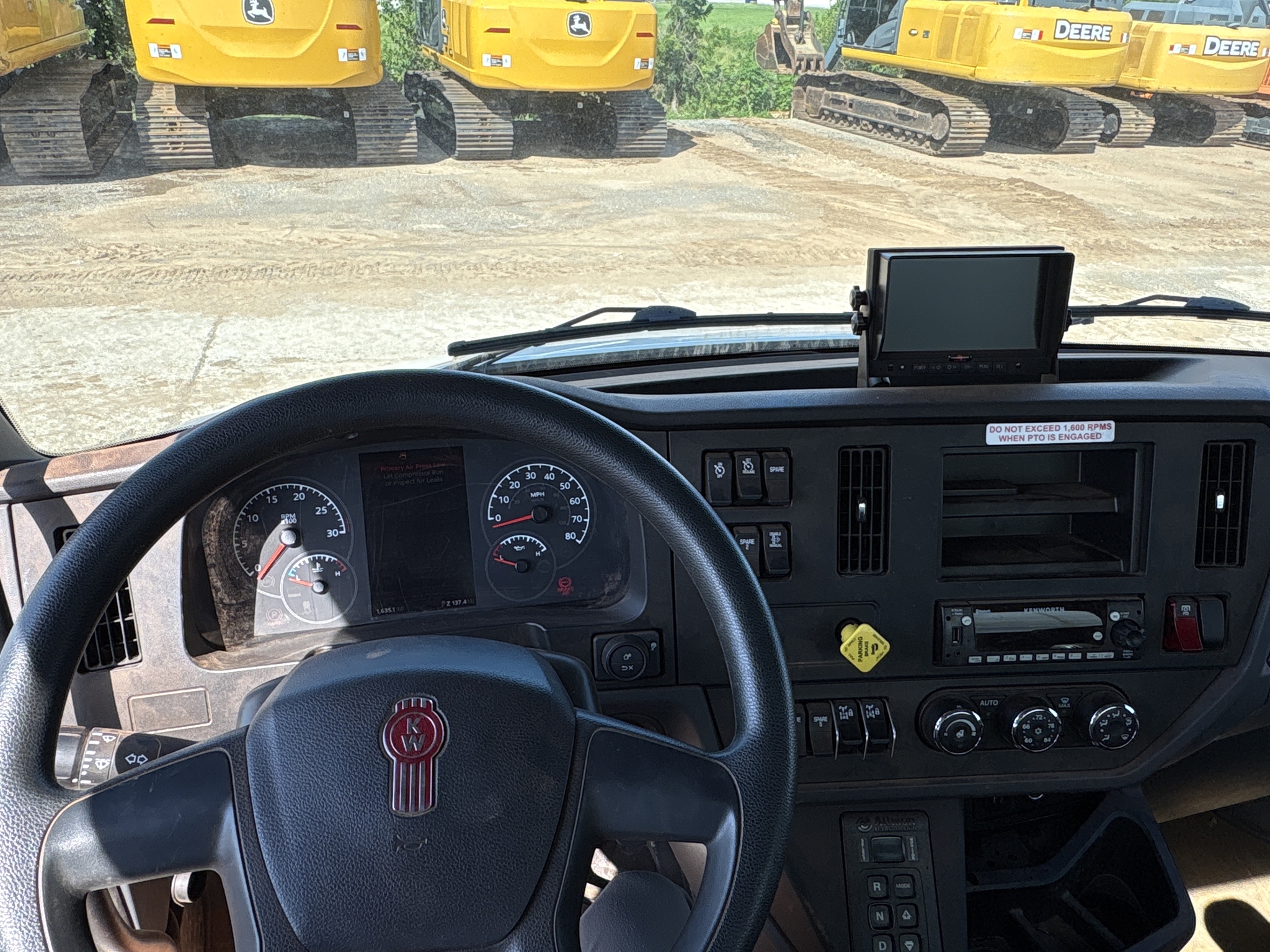 2025 Kenworth T480 Image 9