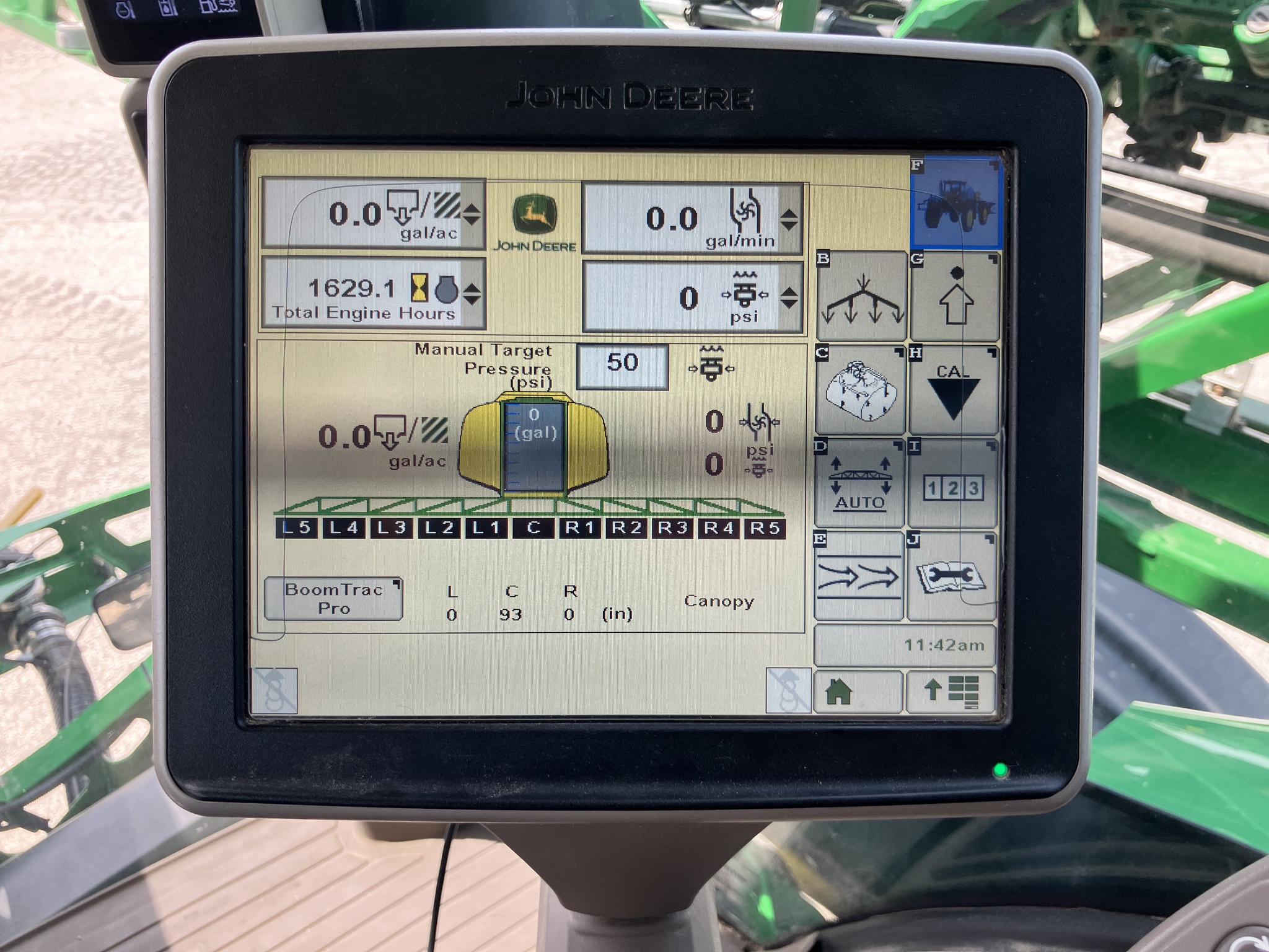 2017 John Deere R4045 Image 13