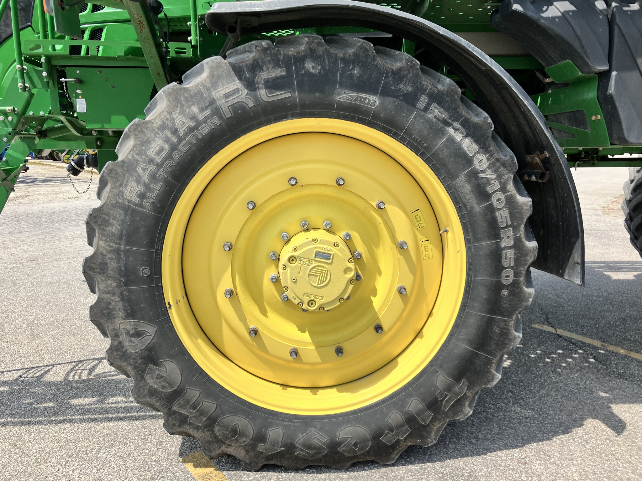 2017 John Deere R4045 Image 17
