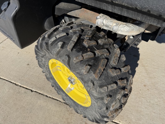2022 John Deere XUV 835M - Photo14