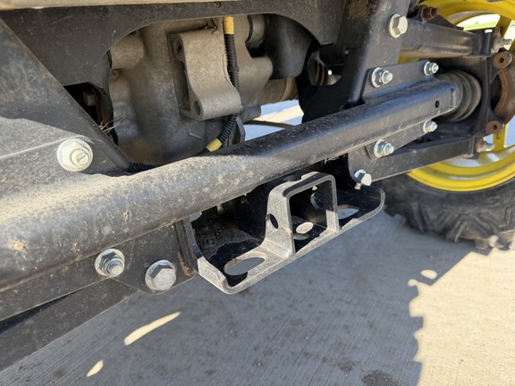 2022 John Deere XUV 835M - Photo16