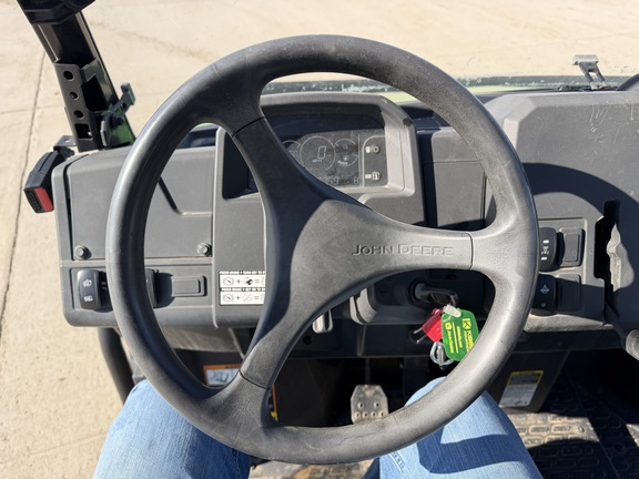 2022 John Deere XUV 835M - Photo22