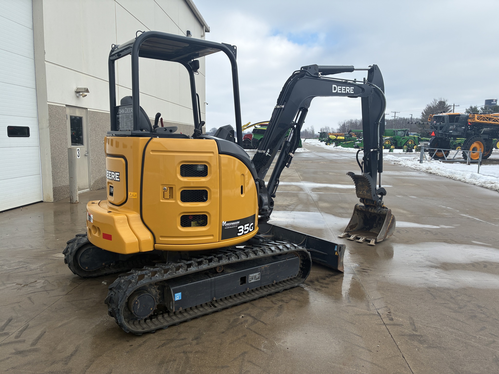 2020 John Deere 35G Image 3