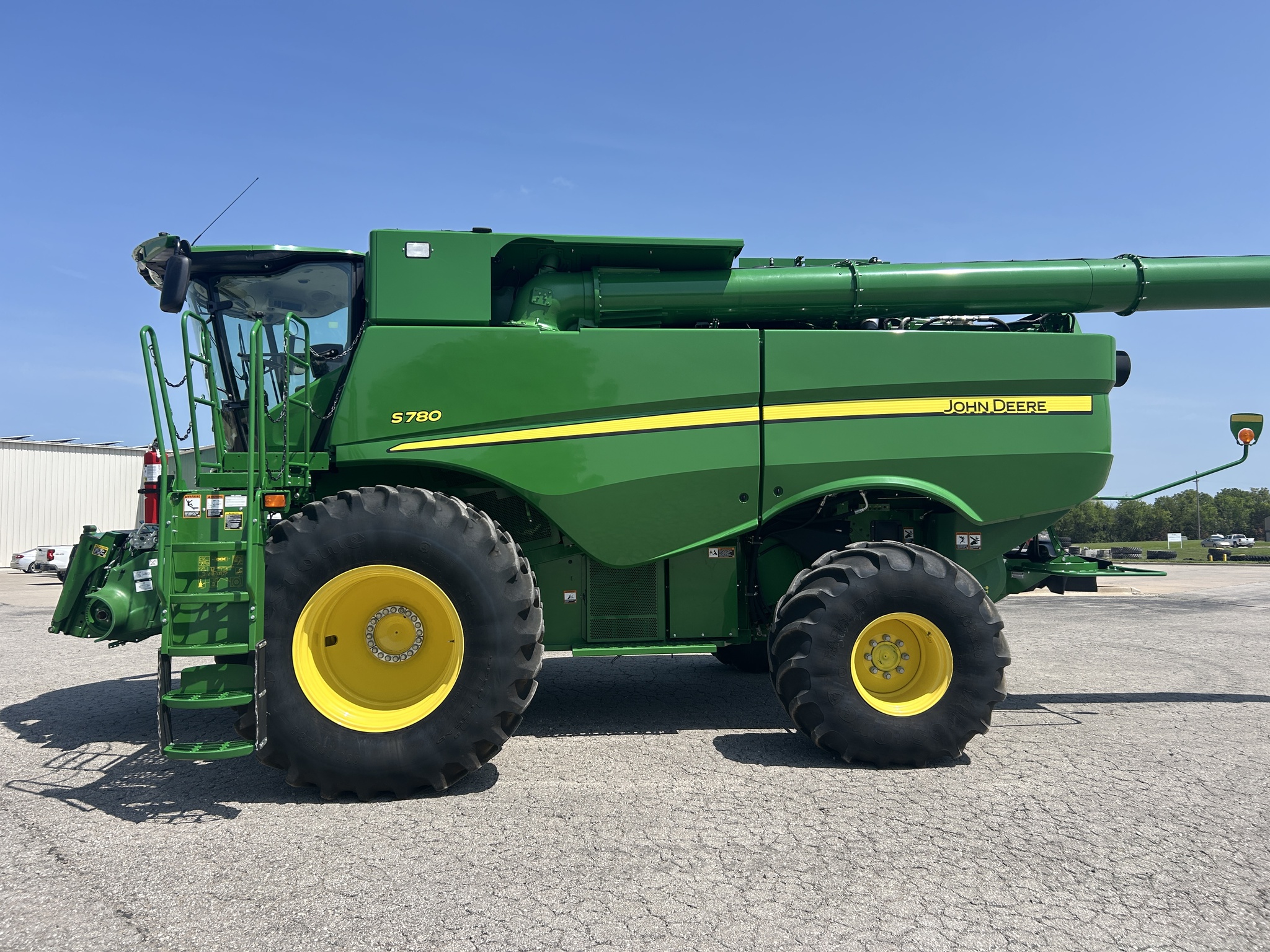  2021 John Deere S780 at Heritage Tractor in Baldwin City, KS