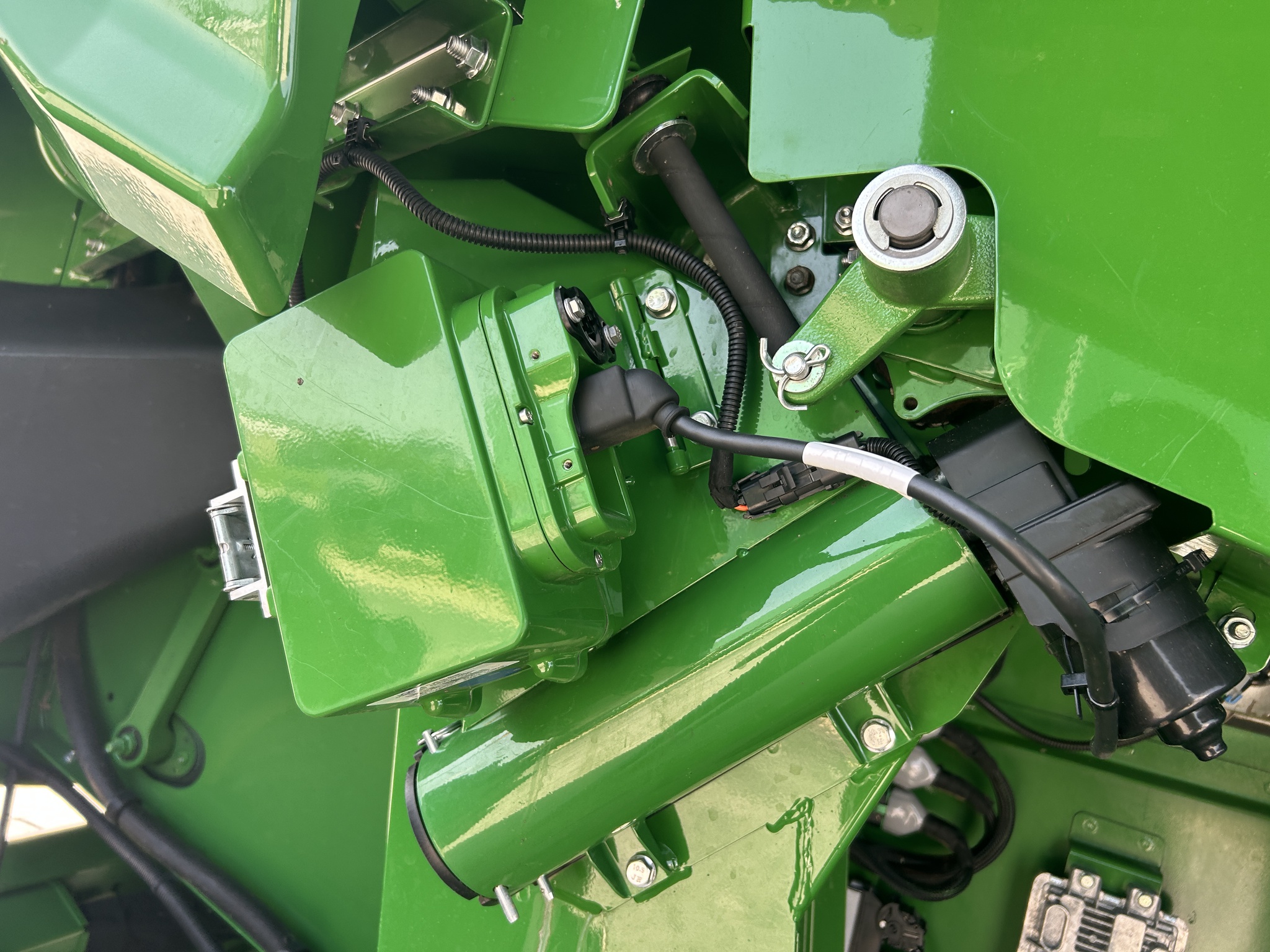 2021 John Deere S780 at Heritage Tractor in Baldwin City, KS