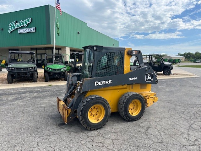  2023 John Deere 324G at Heritage Tractor in Smithville, MO