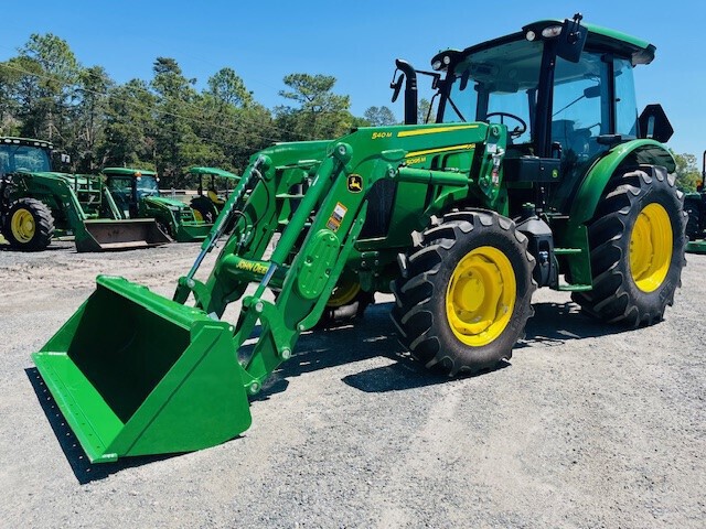 2025 John Deere 5095M Image 1