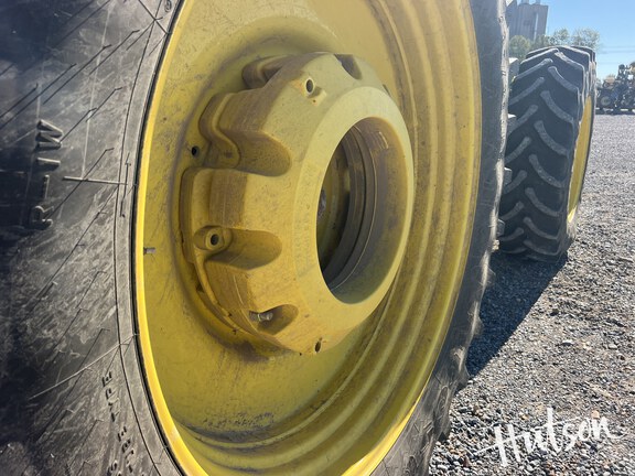 Photo of 2024 John Deere 8R 340
