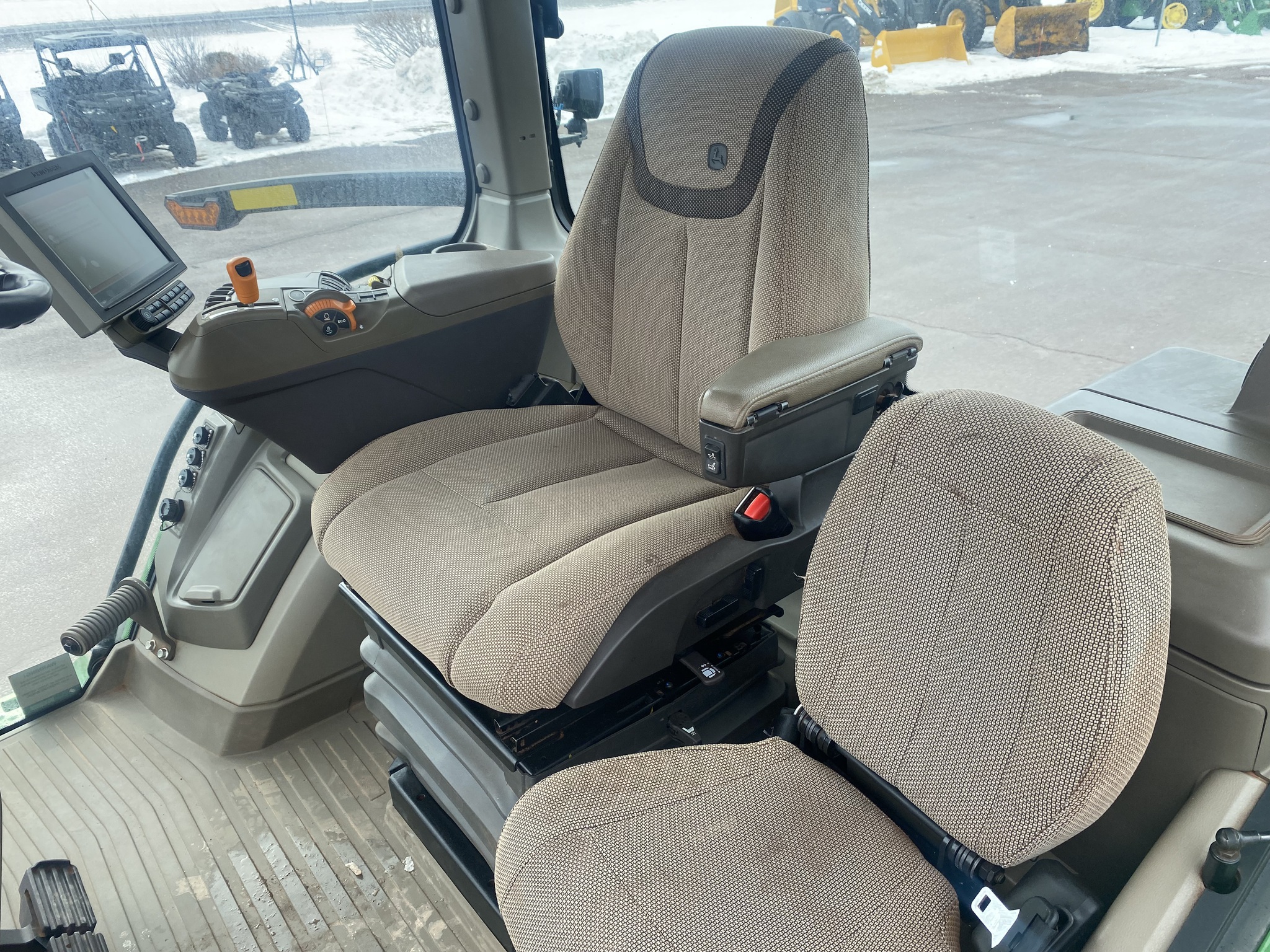 2023 John Deere 7R 210 Image 5