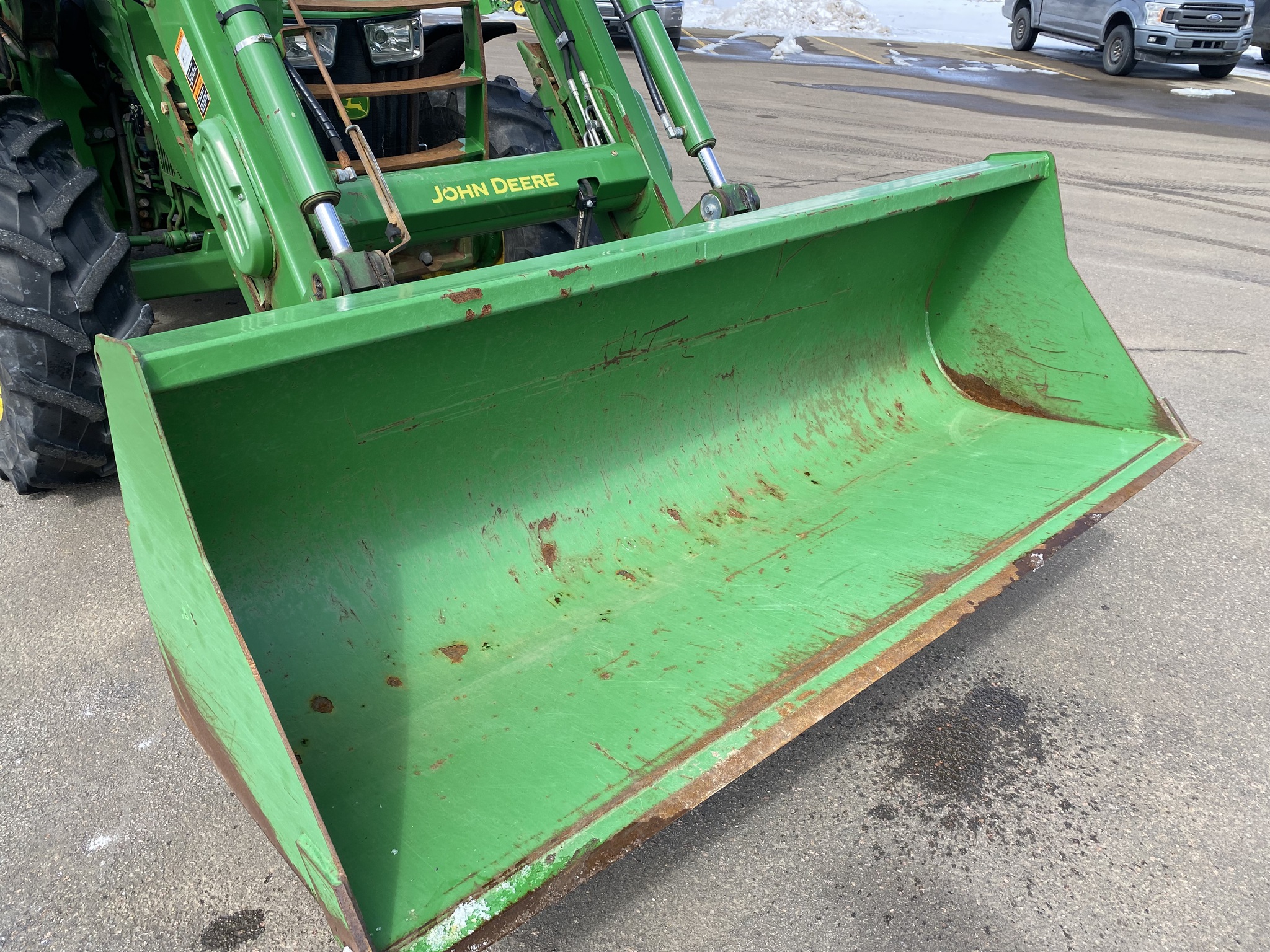 2020 John Deere 5125R Image 23