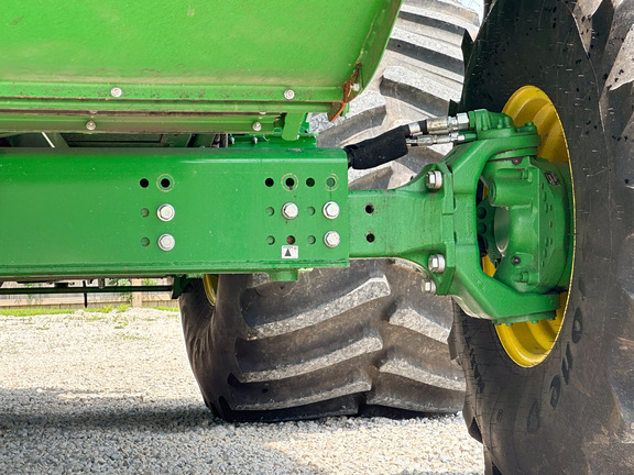 2023 John-Deere S760
