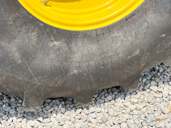 2023 John-Deere S760