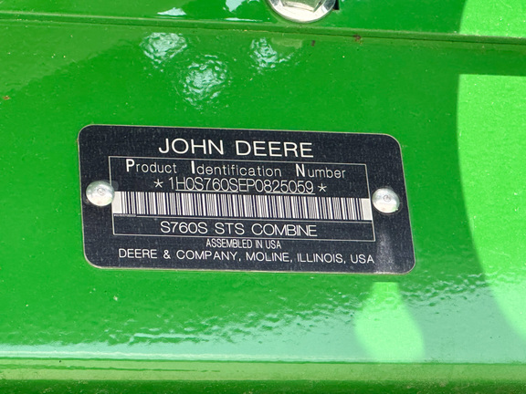2023 John-Deere S760