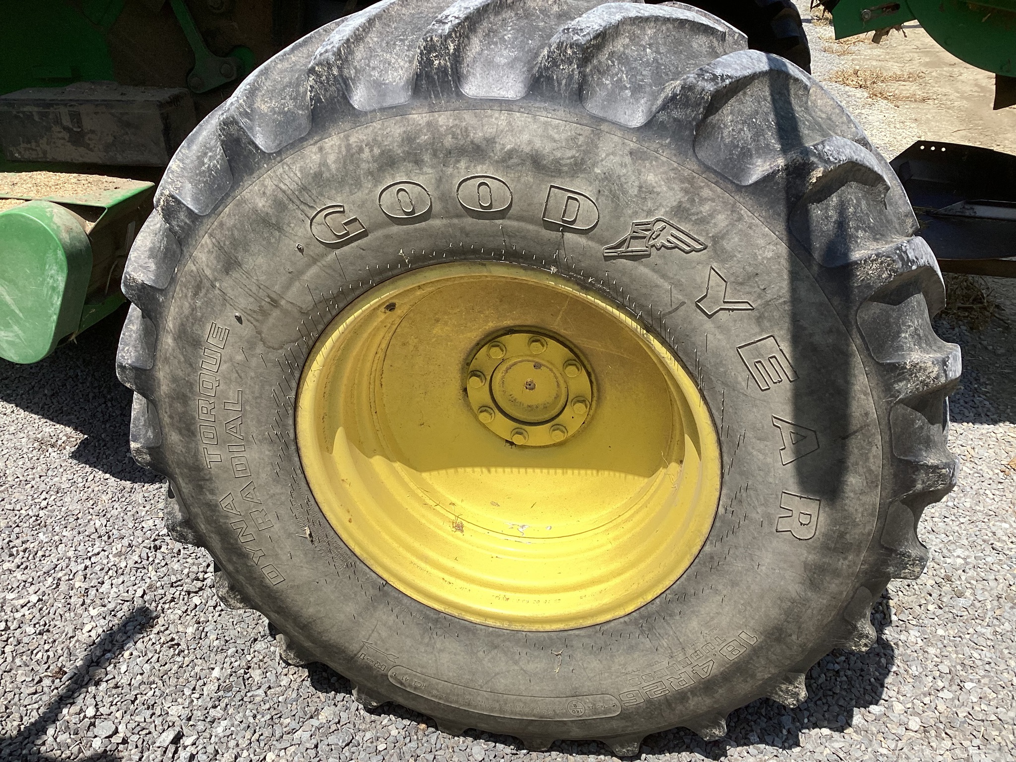 2004 John Deere 9560W Image 10