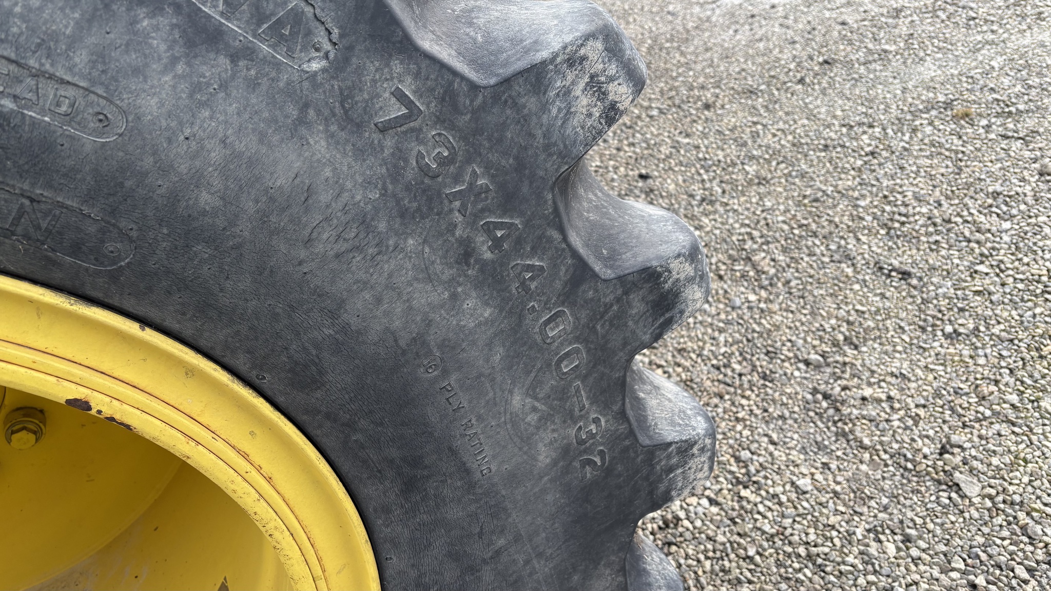 2004 John Deere 9560W Image 17