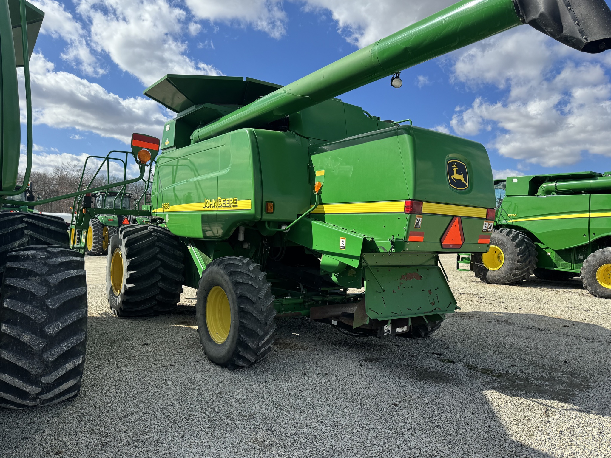 2004 John Deere 9560W Image 3