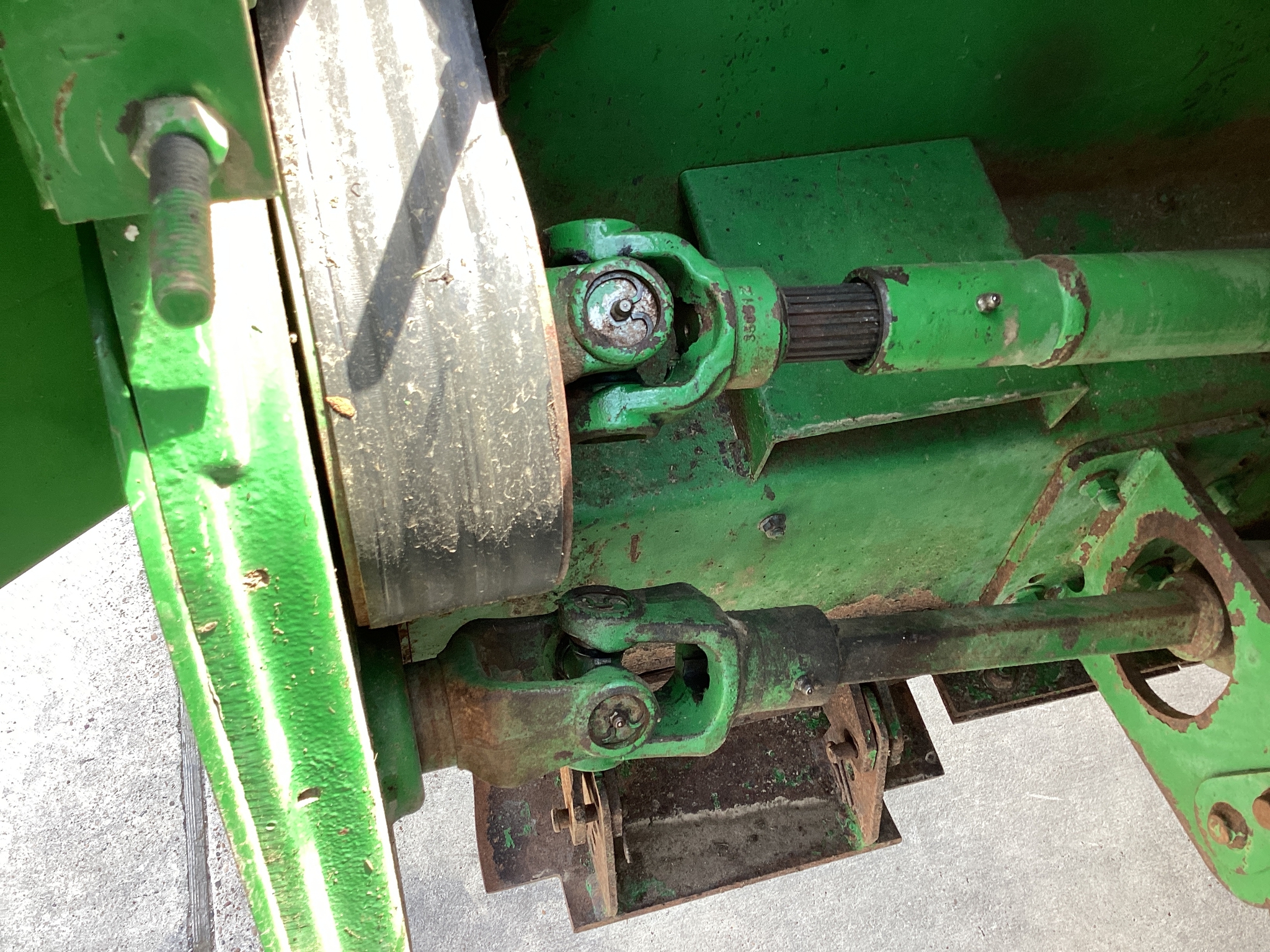 2016 John Deere W235 Image 11