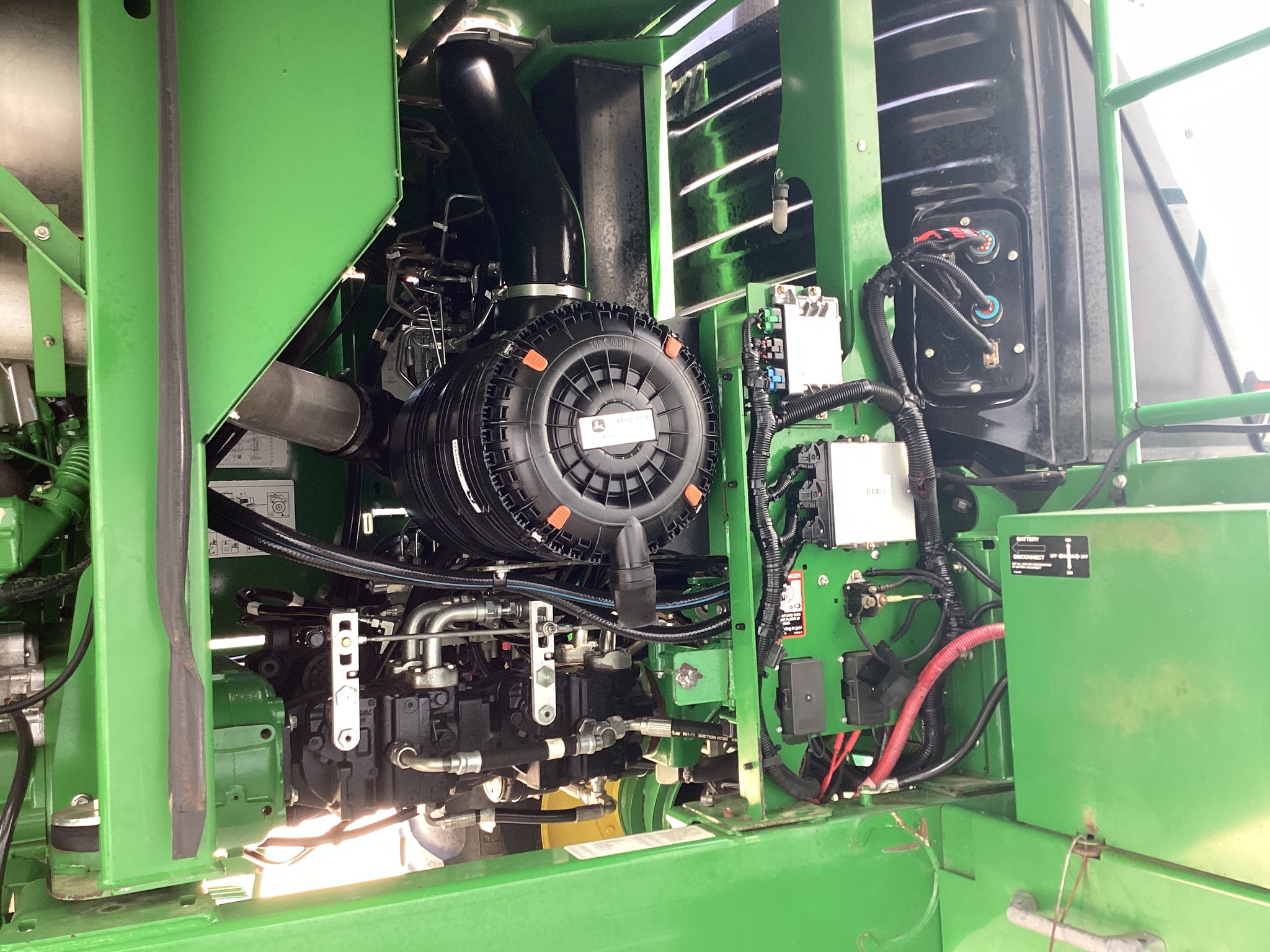 2016 John Deere W235 Image 24