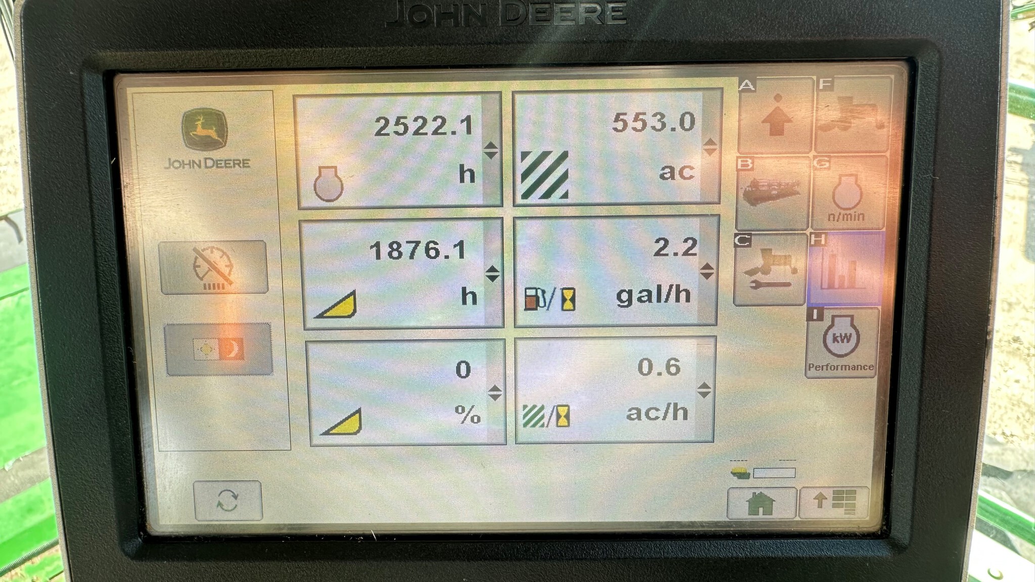 2016 John Deere W235 Image 16