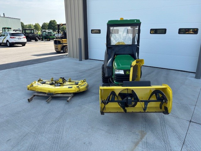 2004 John Deere X485 Image 1