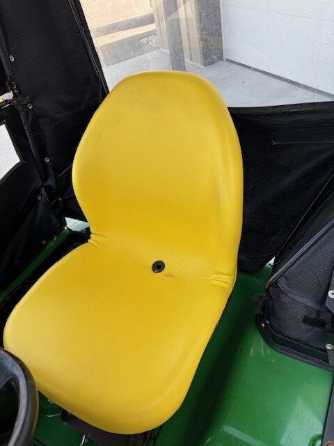 2004 John Deere X485 Image 10