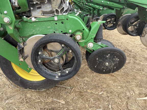 Photo of 2023 John Deere 1795