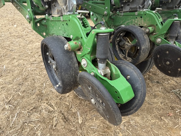 Photo of 2023 John Deere 1795