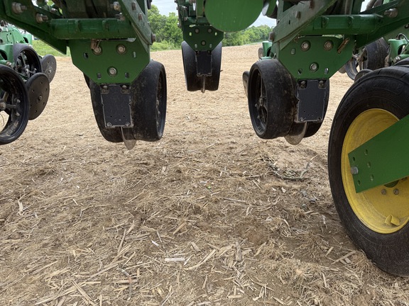 Photo of 2023 John Deere 1795